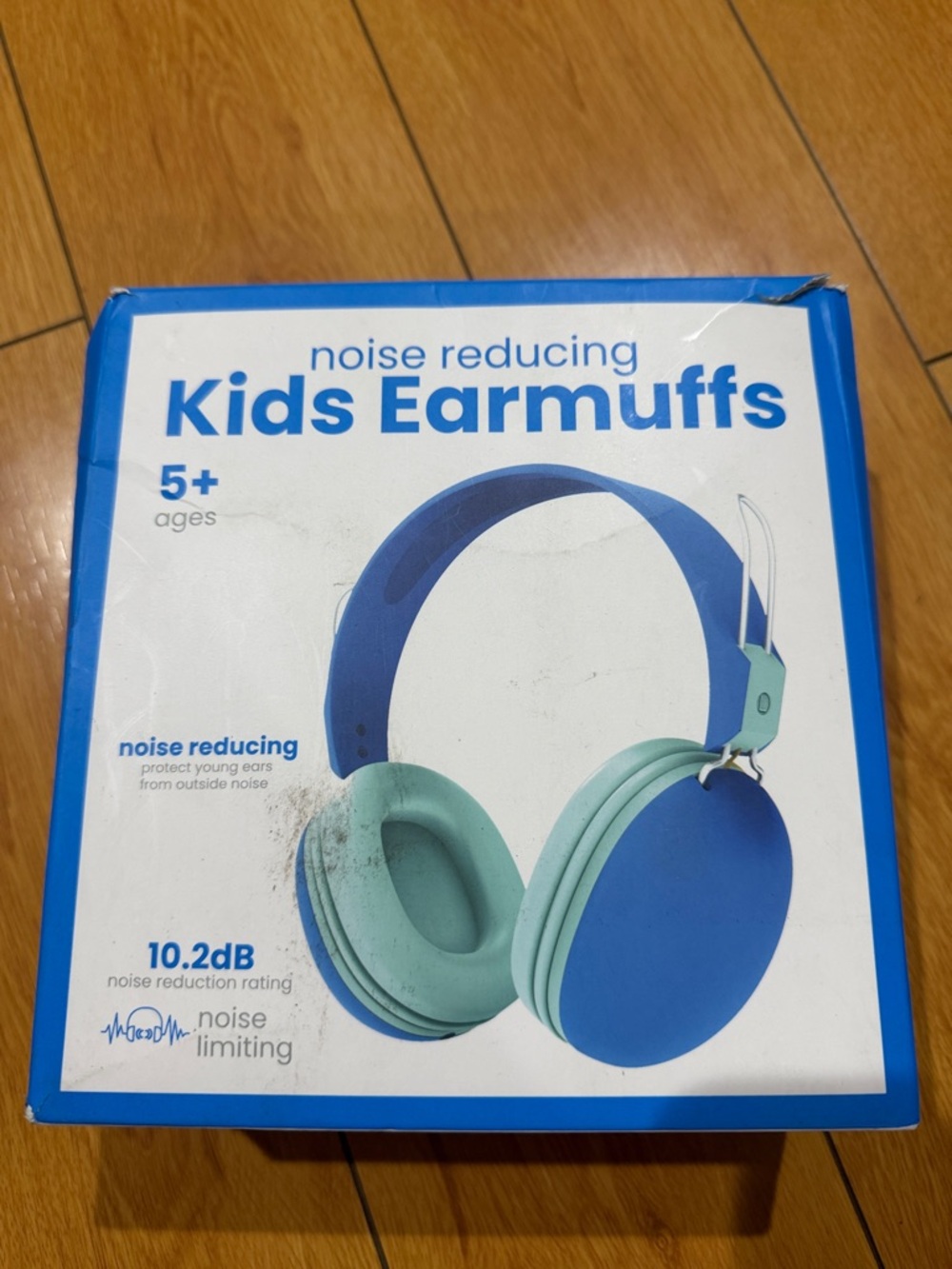 Kids Noise Reducing Earmuffs in Blue & Mint